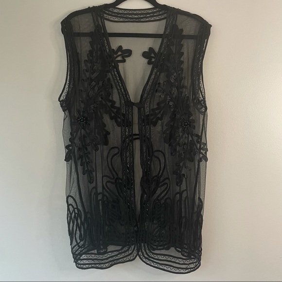Beautiful vintage vest from Paris - Picture 1 of 5